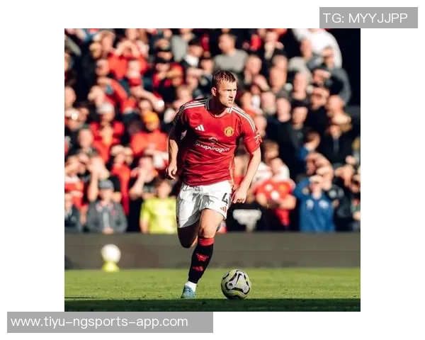 前裁判质疑马林犯规判罚过于严厉认为身体接触不足以判罚点球