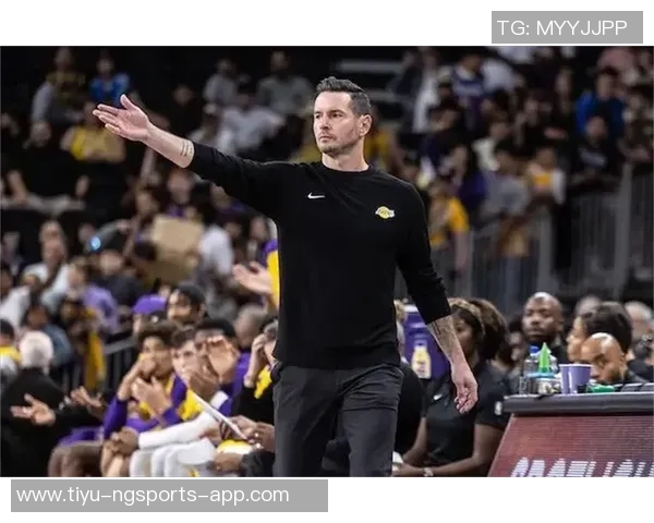 詹姆斯谈球队表现：提升活力是我们每场比赛的目标与挑战